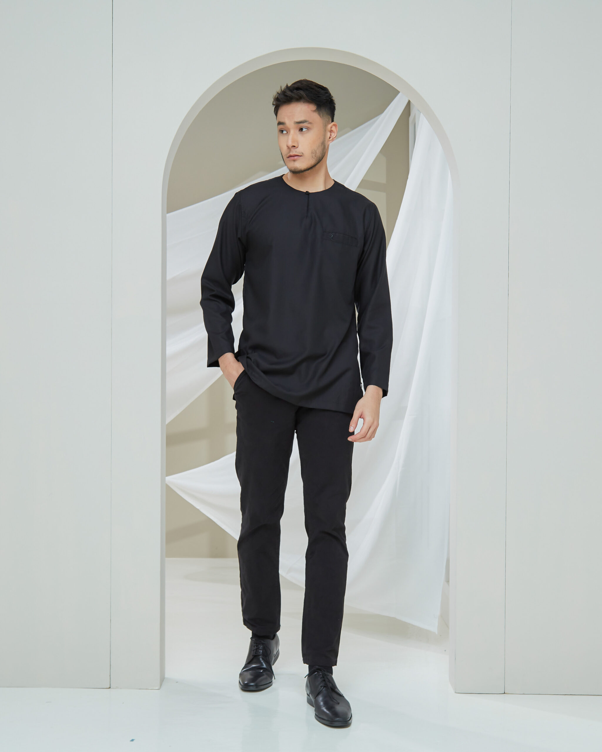 Kurta Aysh 2.0 Long Sleeve in Black - Image 3