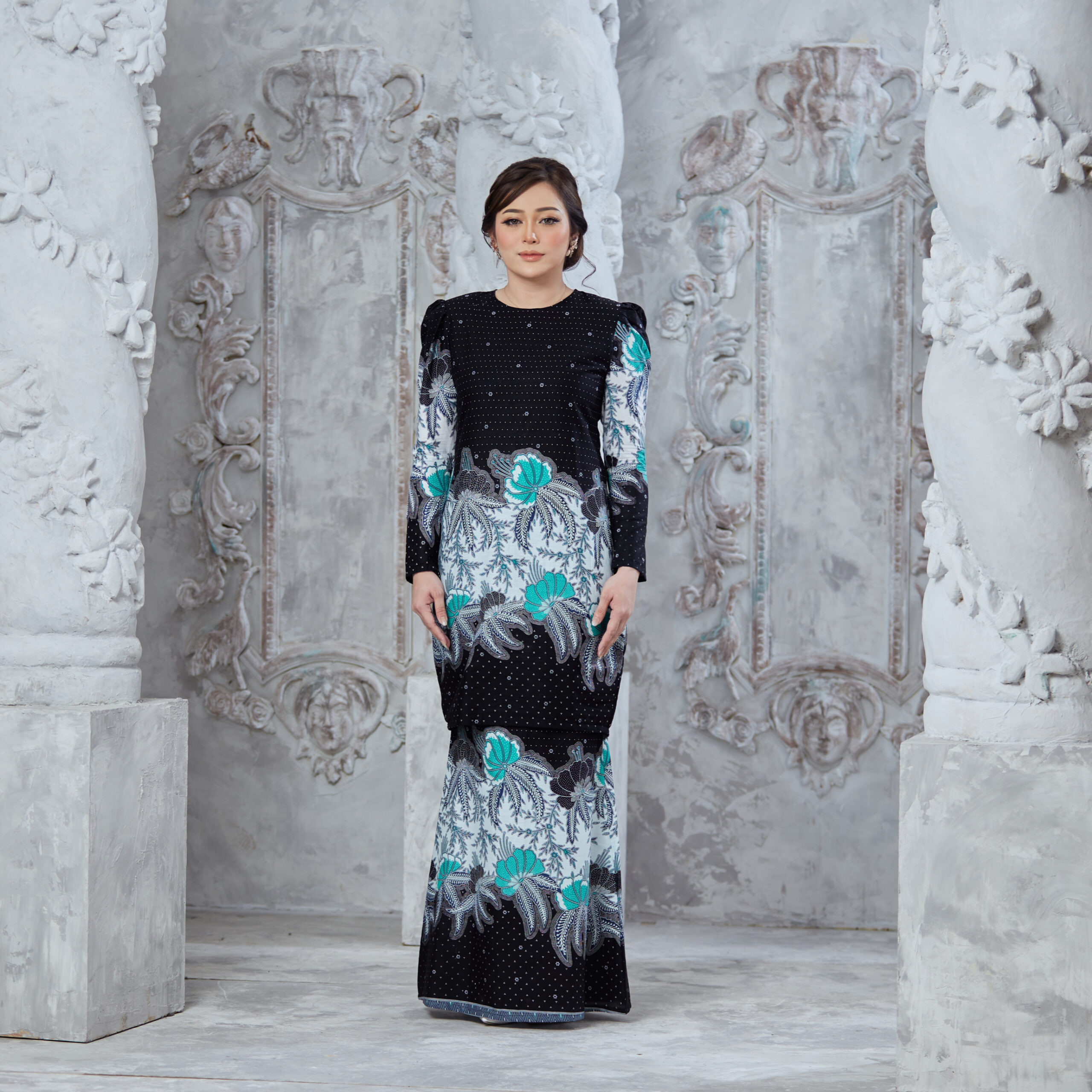 Salma 2.0 LADY in BLACK