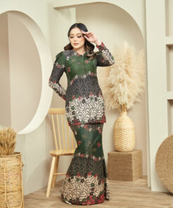 Salma Kurong in Green