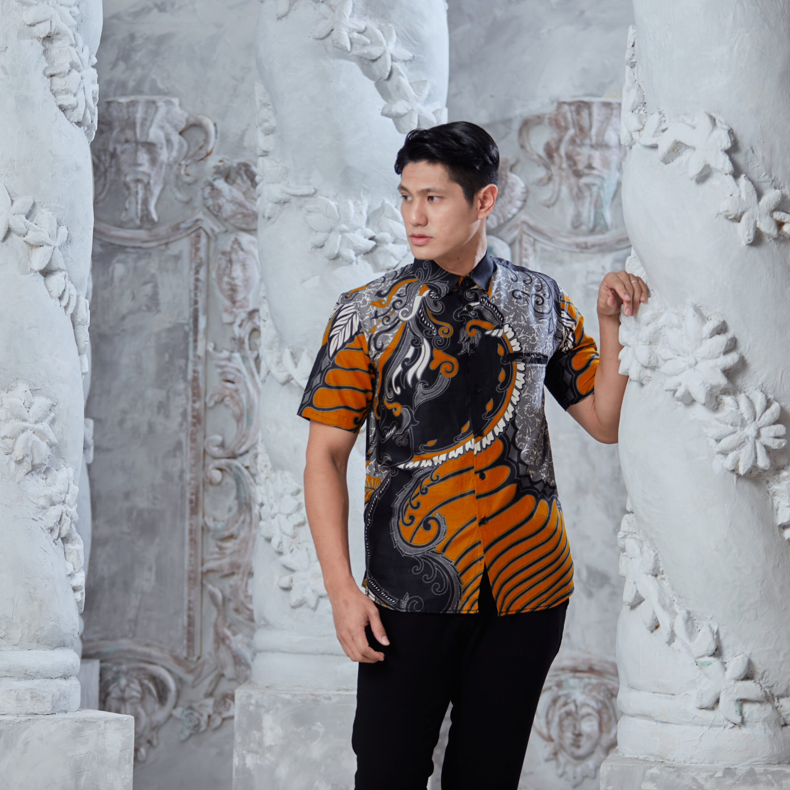 Kemeja Batik Lelaki RYAN 2.0 - ORANGE - Image 3